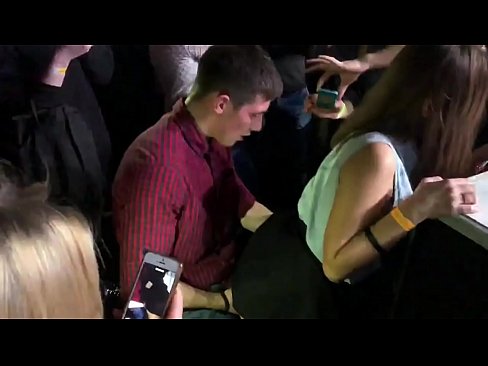 ❤️ هڪ روسي نائيٽ ڪلب ۾ حقيقي جنسي. 18 سالن جي روسي ڇوڪري مقعد ۽ وينجن ۾ هڪ نائيٽ ڪلب ۾ fucked فحش تي٪ sd.watchhentai.ru٪